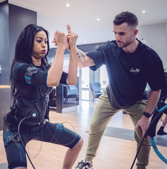 Equipement electrostimulation Mihabodytec, coaching couple